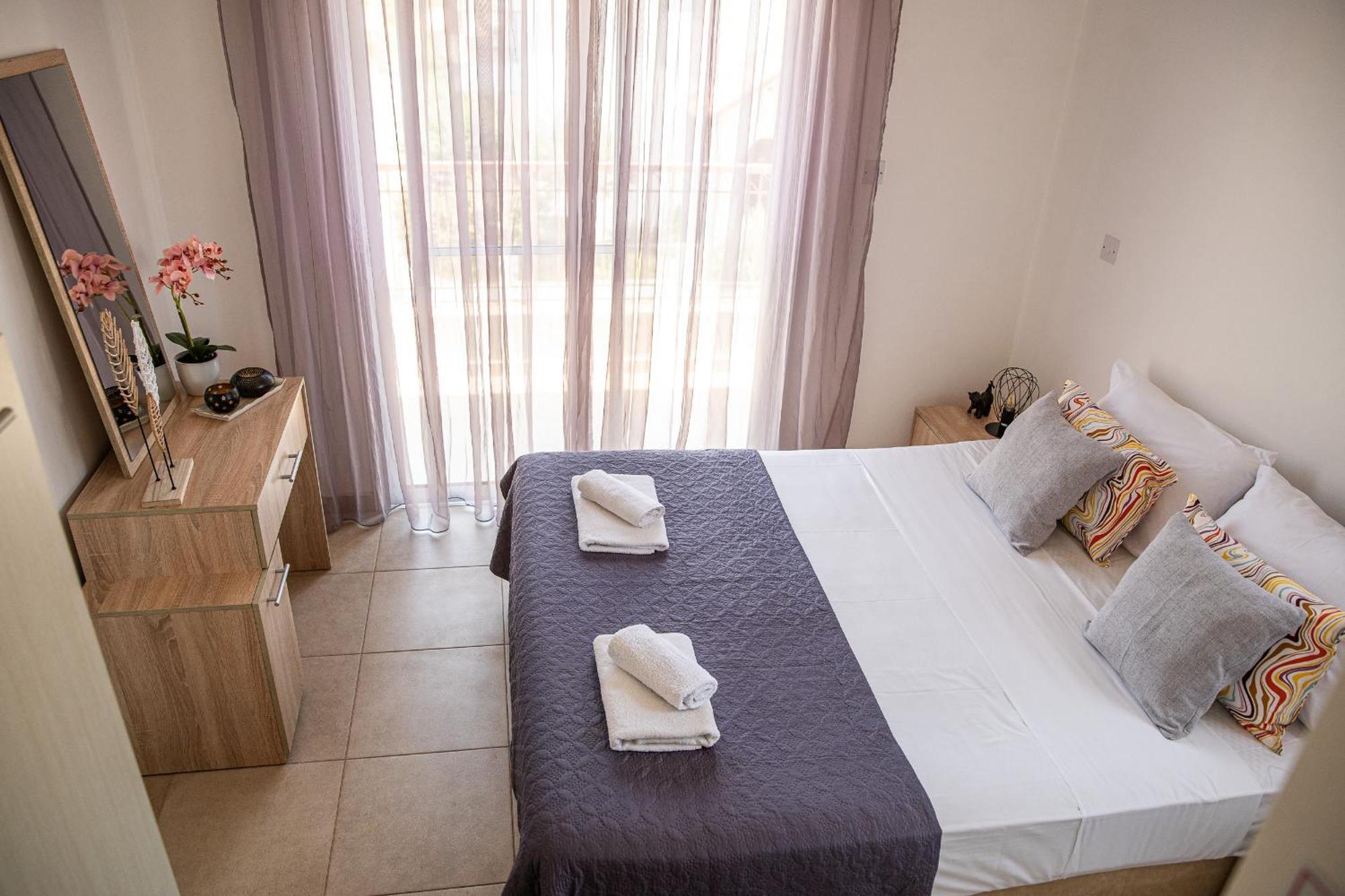 Ekaterina Heights 3 Bdrm Villa